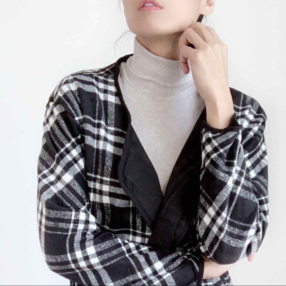 White and Black Plaid Coat - Picture 6 of 13
